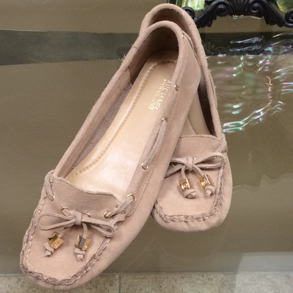 MK Suede moccasin Loafers with bow